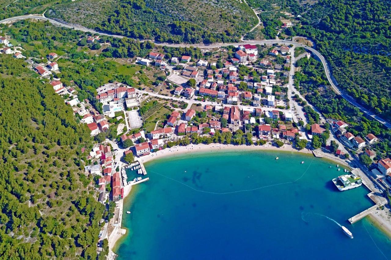 Apartments By The Sea Drvenik Donja Vala, Makarska - 6756 外观 照片